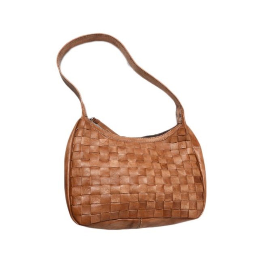 BED STU LABELLUM WOVEN SHOULDER BAG IN TAN DRIFTWOOD